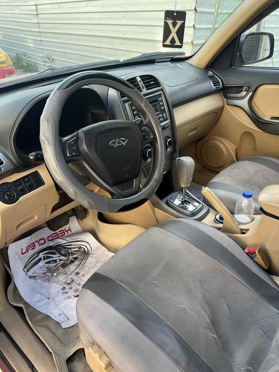 السلام عليكم اخوان تيكو موديل ١٣ سياره حلوه صدر تايرات أمامي جديد كير كهرباءي كير جديد محرك خير من الله  جاي تحمه بل الازدحام تبريد شغال السعر ٤٢ وبيه مجال بغداد السيديه شارع اعداديه الصناعه ***********
