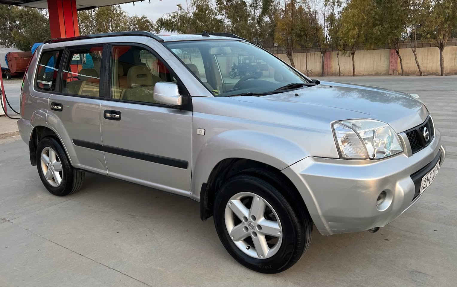 نيسان X-TRAILموديل 2011 رةقةم سليماني سةنةوي تازة گير توماتيك دةبل ئةكسل گير مةكينة تةبريد تةقةو رةقة بةشةرت كارةباي هةمووي بةشةرت 4 تايةي تازة ناو زةرد 4 جام كارةبا 3 پارچةي بوياخة بي ناو گرتن نرخ 85 گةلا و مةعامةلة شوين چةمچةمال ***********
*********** شمشمل, السليمانية
