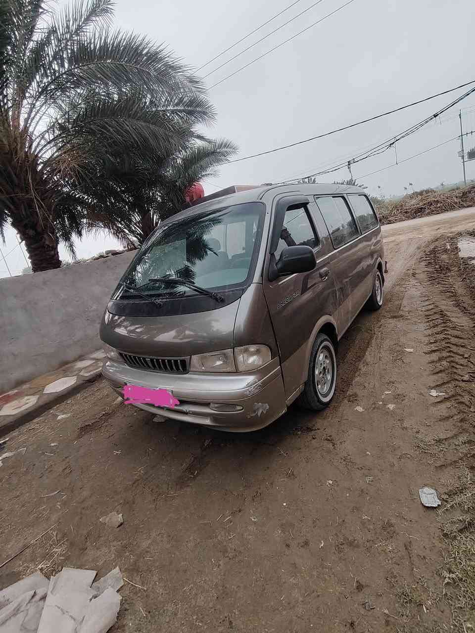 السلام عليكم ابريجو للبيع موديل ٩٩ رقمه كربلاء انكليزي سنويه لل٢٧ مكينه جديده كير جديد اكسن جديد باتري تايرات جدد  كهربايات جديد كله جاهزه السياره كشنات وكاعيه جدد مصفره من مرور ومن هيئه ربع ماعليه السياره وصل خط كوفه نجف مكان السياره نجف عباسيه اني مكلف بلنشر السعر يم راعيه رقم صاحب السياره ***********
