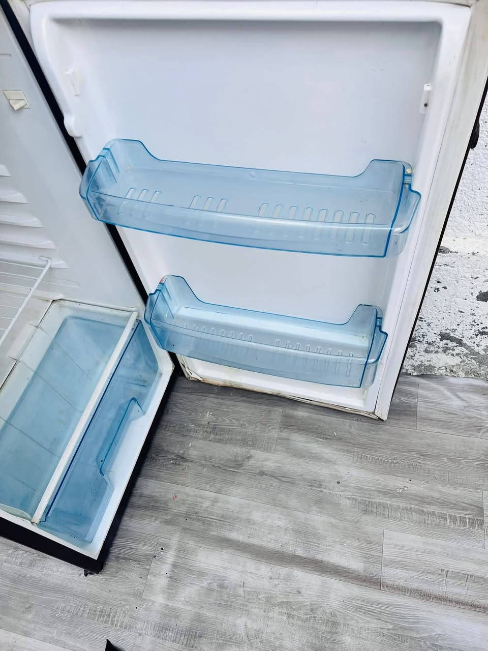 ثلاجه للبيع مكاني حي النصر
فول تجميد ماداخله تصليح ابد


**إذا كنت صاحب هذا الإعلان وتريد حذفه لأي سبب، رجاءا أرسل رسالة إلى الدعم الفني**