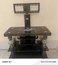 ميز تلفزيون • ٣٠ بي