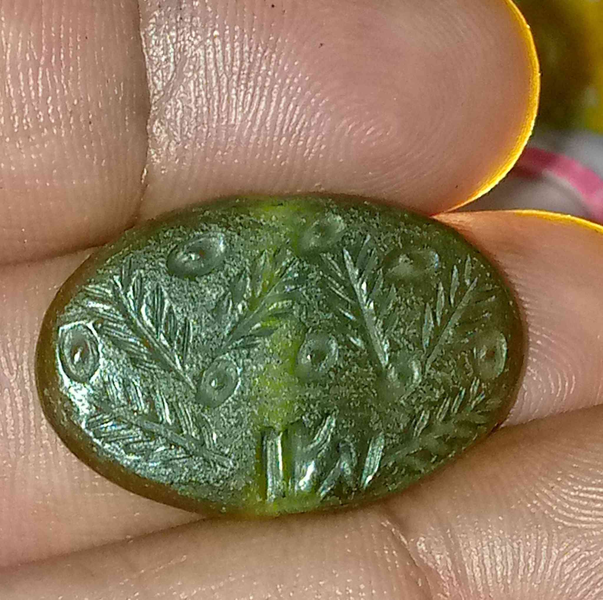 عقيق يماني اصفر مشكول     خط كوفي 
شفاف    من القطع النوادر القديمه 
السعر 60


**إذا كنت صاحب هذا الإعلان وتريد حذفه لأي سبب، رجاءا أرسل رسالة إلى الدعم الفني**