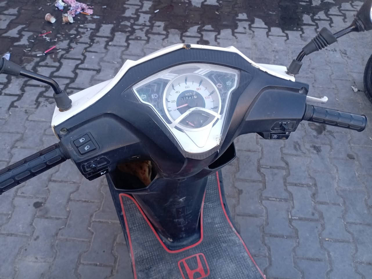 ثعلب جاهزه سلف هندر كهربائيات شغاله يعني شغل واطلع السعر ٢٥٠ متواجد على الفيس شارع نفط


**إذا كنت صاحب هذا الإعلان وتريد حذفه لأي سبب، رجاءا أرسل رسالة إلى الدعم الفني**