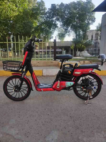 السلام عليكم دراجه شحن حجم 20 نضيفه مابيه اي نقص السعر 250 الف العنوان بغداد الامين  رقم الهاتف ***********
