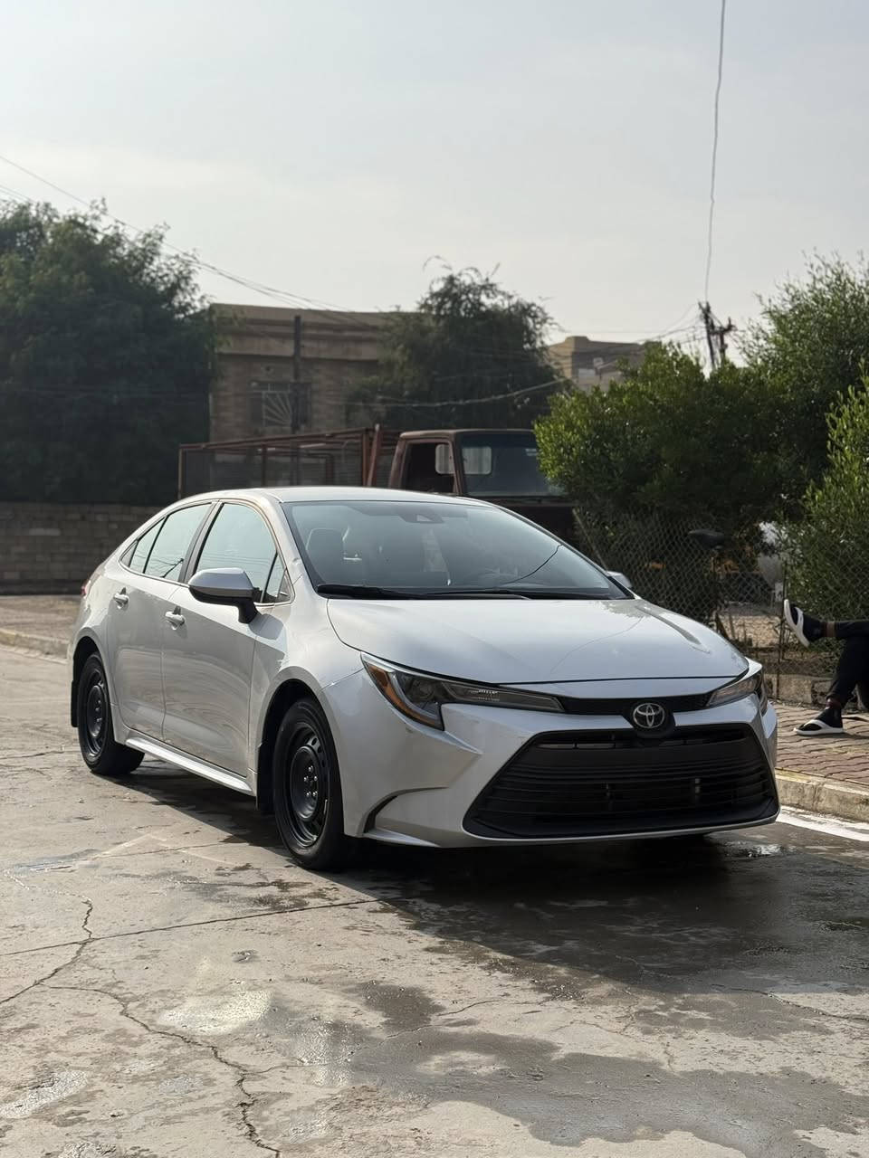 سلام عليكم سياره كورله 2025 رقم جديد تحويل وكاله ضررها بدون دواخل جامرلق وبونيد ابدلات ابلادي بدون دواخل داخل لونين ماشيا 4000 اسعر 170 وبيها مجال لل يشتري رقم المبايل ***********  اليشتري ياخبرني وتدلل
