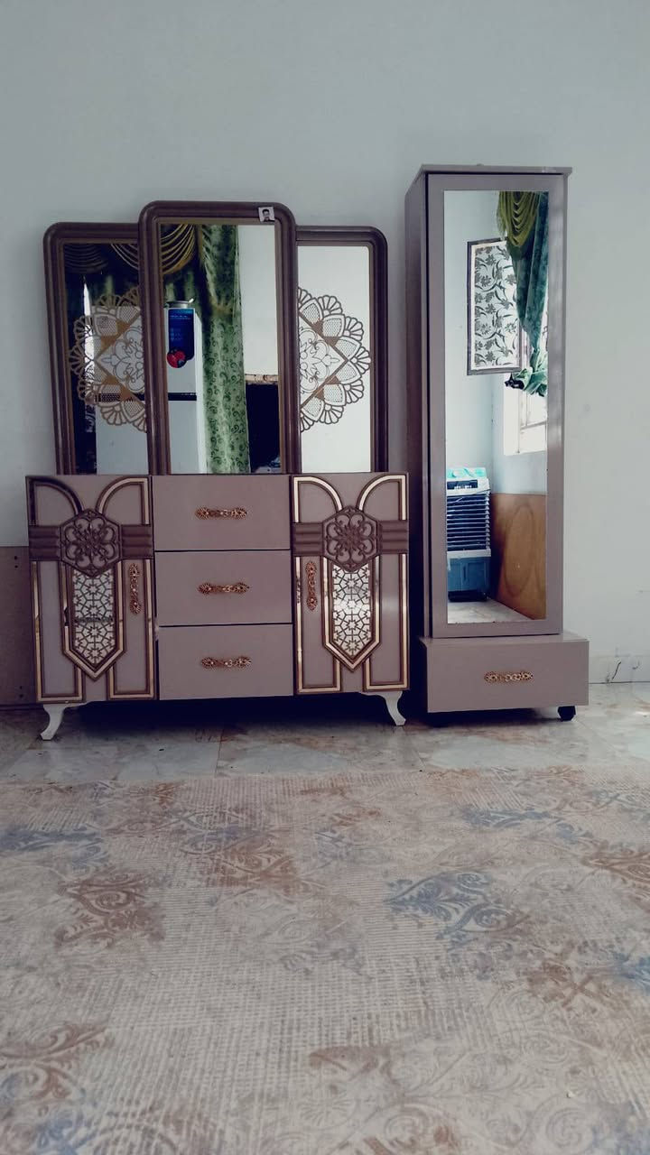 غرفه للبيع نظيفه
سعر 500
سوير


**إذا كنت صاحب هذا الإعلان وتريد حذفه لأي سبب، رجاءا أرسل رسالة إلى الدعم الفني**