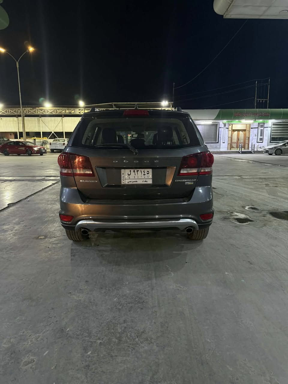 سلام عليكم سياره دوج جورني للبيع ٢٠١٩ فول عدى الفتحه سياره نضيفه ضربتها جاملغ مال صدر فقط  رقم بغداد تحويل مباشر السعر ١٥٧ وبيها مجال للاستفسار التصال *********** المكان واسط صويره
