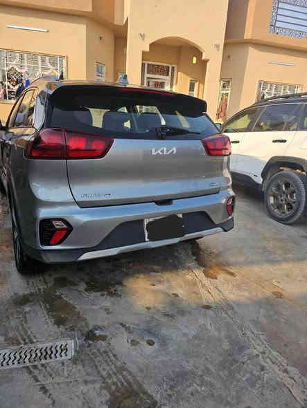 سلام عليكم

كيا نيرو هايبرد وبانزين 2022 وارد امريكي  رقم نينوى
السياره قطعتين  

• رادار 
• تحكم ستيرن
• قياده ذاتيه (تحديد مسار)
• مثبت سرعه 
• توقف ذاتي ( توقف الامان)
•   
• نظامين سبورت وايكو
• ⁠شاشه لمس قطعه كامله مومنفصله 
• 
• اوتو هولد auto holld
•
• ⁠تبريد الامامي مزدوج ومنفصل 
• ترحيب بالشاشه عند القفل
• رادار نقطه عمياء 

السعر :  135 وبيها مجال
العنوان :صلاح الدين. بيجي 
 ه‍ : *********** ــ واتساب بيجي
