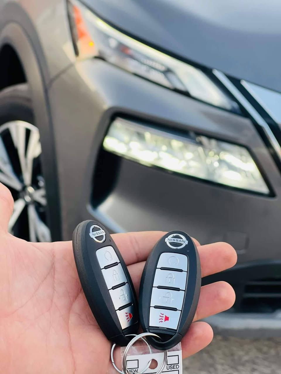 سلام عليكم سياره البيع مكفوله من صبغ من ضربة ماشيه 45 مكانه فلوجه سعر 235 بيه مجال شي بسيط رقم 
7830445522
***********
