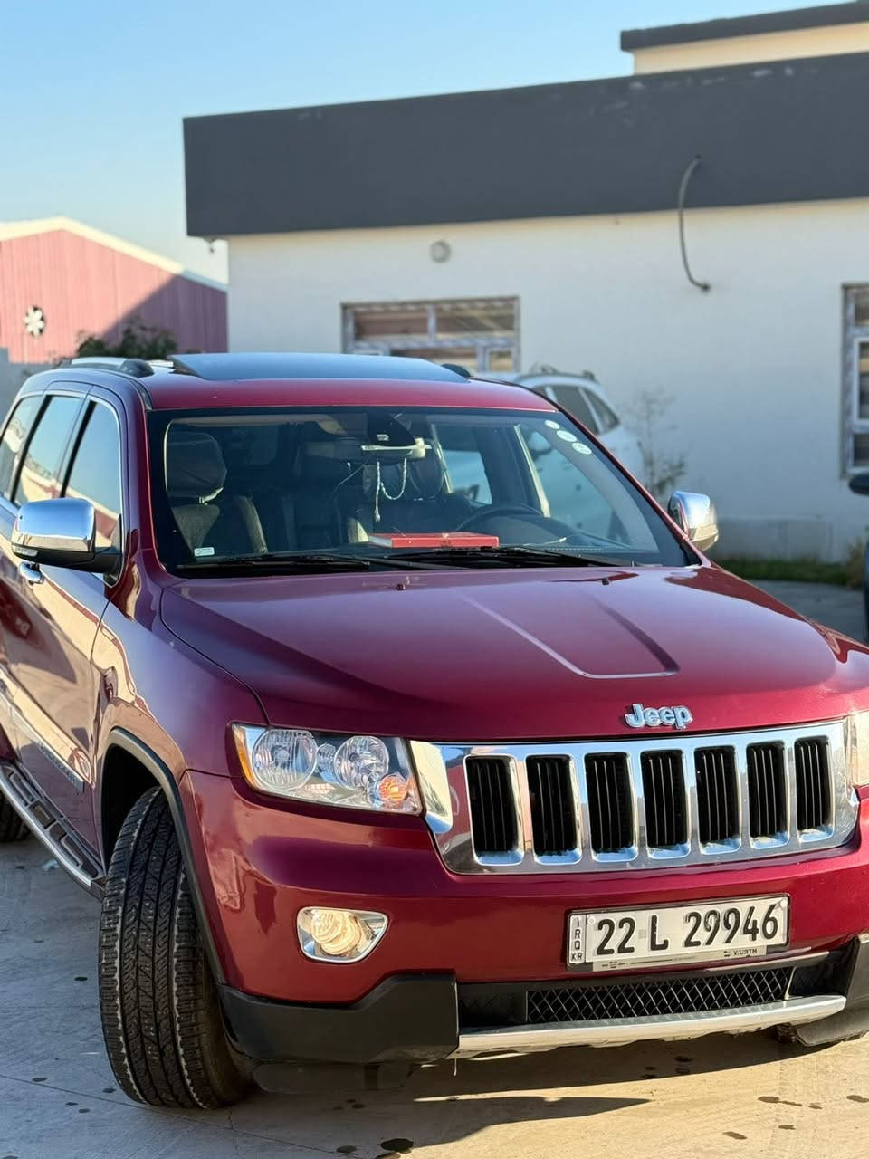 جيب ٢٠١٢ السعر ١٧٥
محرك مامفتوح ٦
كير تبريد طخم امامي وخلفي وتايرات جديد
فول موصفات بانوراما كشنات جلد وهيتر وكهرب وخزن
مري قلاب سنويه ورقم وهزه جديد
كفاله عامه من الضرر بيها بوند كلير فقط 
سياره جاهزه ماشيه ٢٠٠
مكاني حي التاميم
***********
***********
