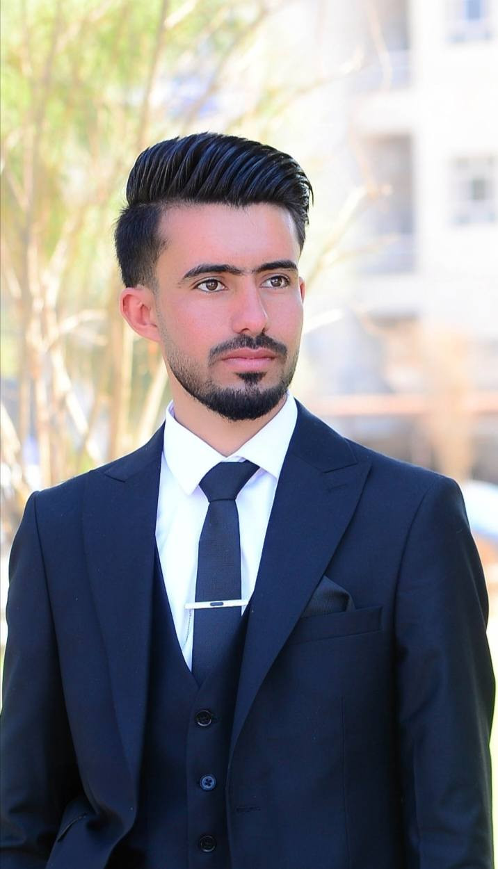 #دورة انكليزي سادس اعدادي
السلام عليكم ورحمة الله وبركاته،

#طلبة  السادس الاعدادي دفعة 2027. 

سوف يتم المباشرة بدورة الإنكليزي للسادس الاعدادي (العلمي والادبي) يوم غد السبت الساعه 5:30 عصرا ان شاء الله

#العنوان ناحية الشورة / معهد أفق خلف المحلات الجدد

_للاستفسار الاتصال على الرقم ***********
