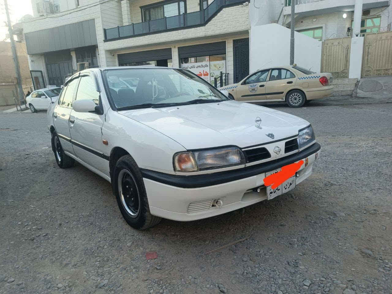 نيسان برايمر وارد ياباني خاص موديل 95 
1 كير ومحرك بشرط 
2 صدر و كهربايات بشرط 
3 تبريد وتدفئه بشرط 
4 كير عادي رقم سليمانيه بشرط تحويل 
5 من دعاميه الخلفيه والئ دعاميه الامااميه مكفوله بشرط 
6 ترايك من سليمانيه للبصره بشرط ABSبشرط 
***********
