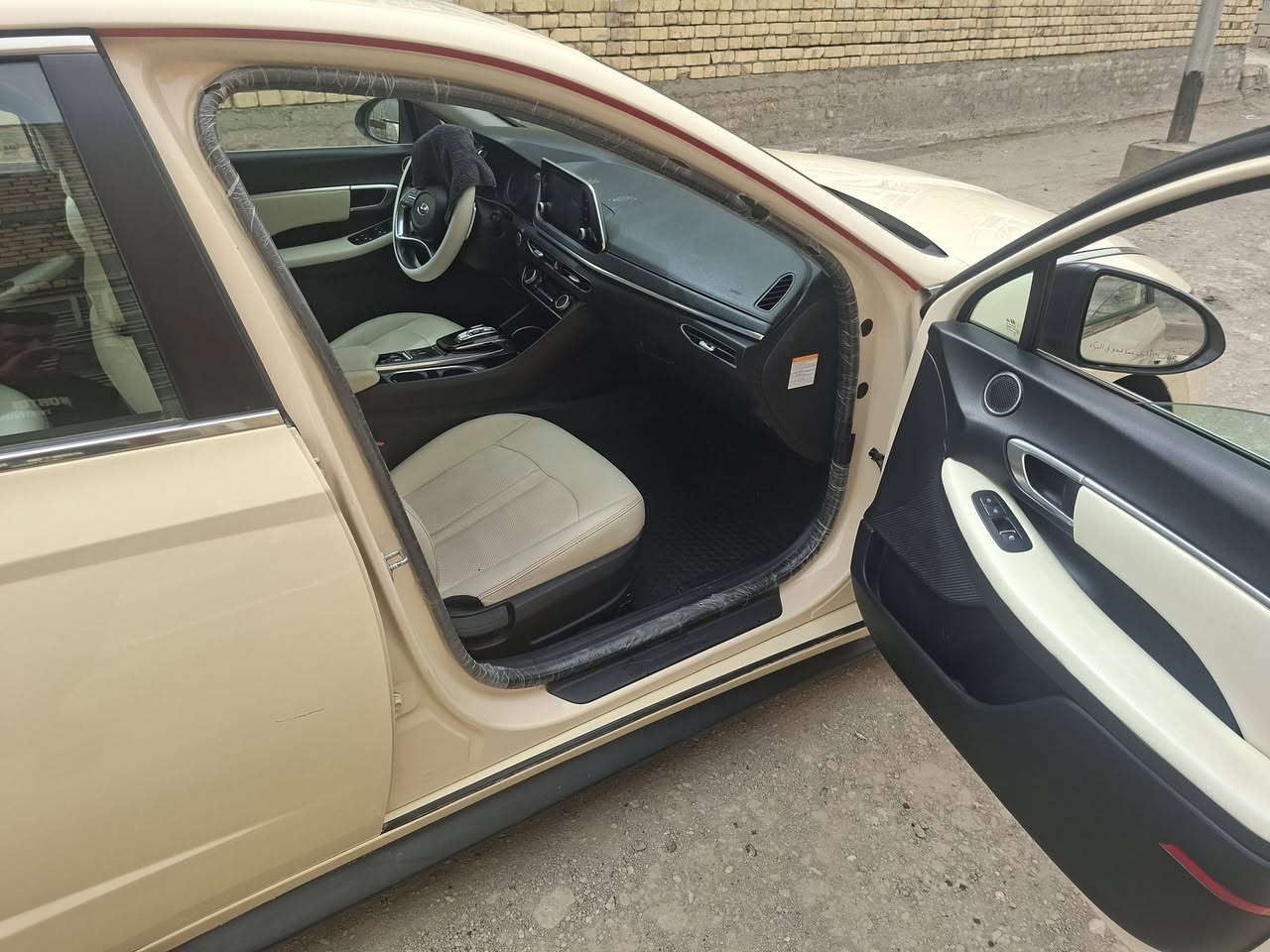 سوناتا  ٢٠٢٣ هايبرد
سعر ١٣٣بيه نجال
***********
