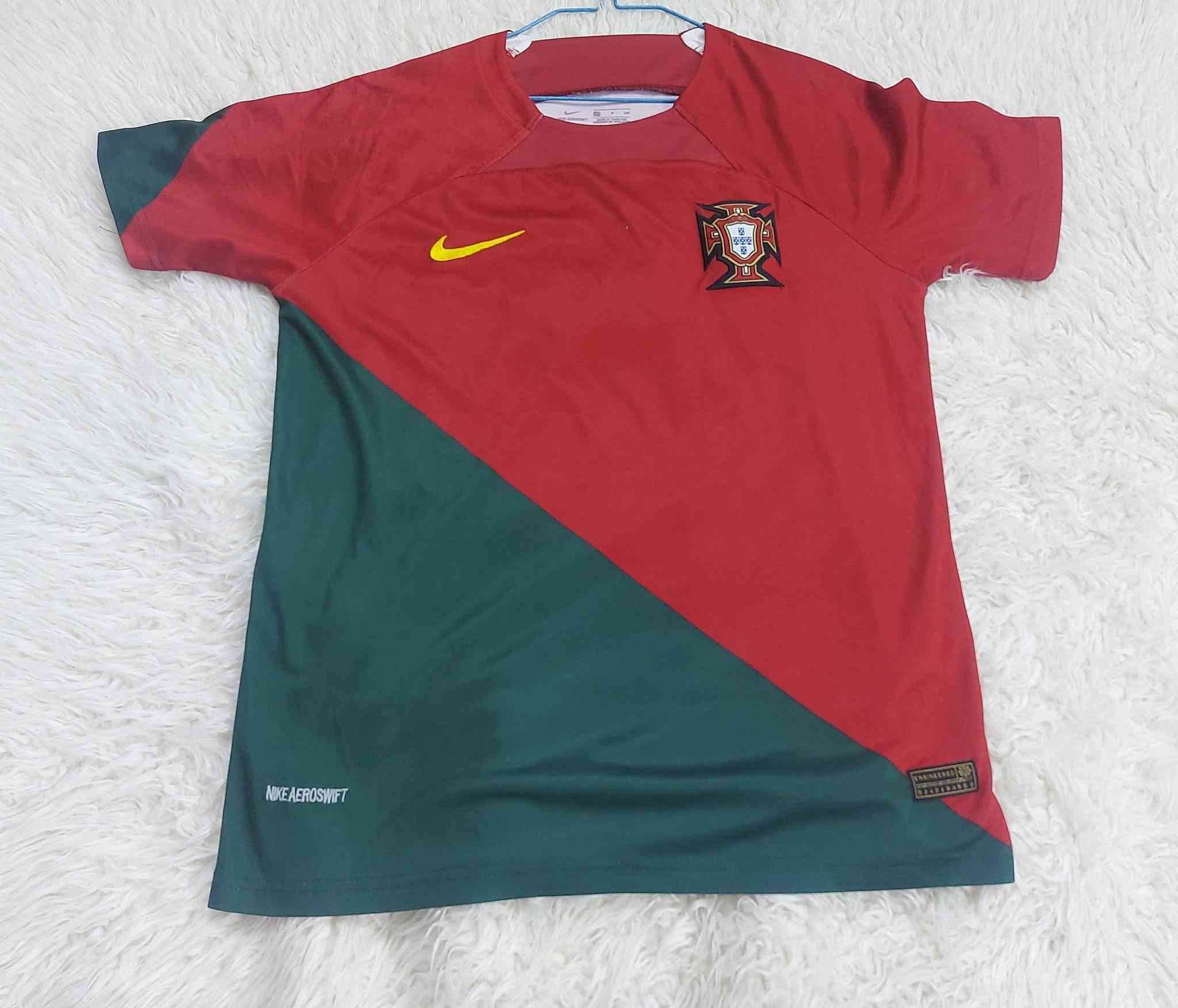 دريس المنتخب البرتغالي
قياس،سمول
يوجود توصيل


**إذا كنت صاحب هذا الإعلان وتريد حذفه لأي سبب، رجاءا أرسل رسالة إلى الدعم الفني**