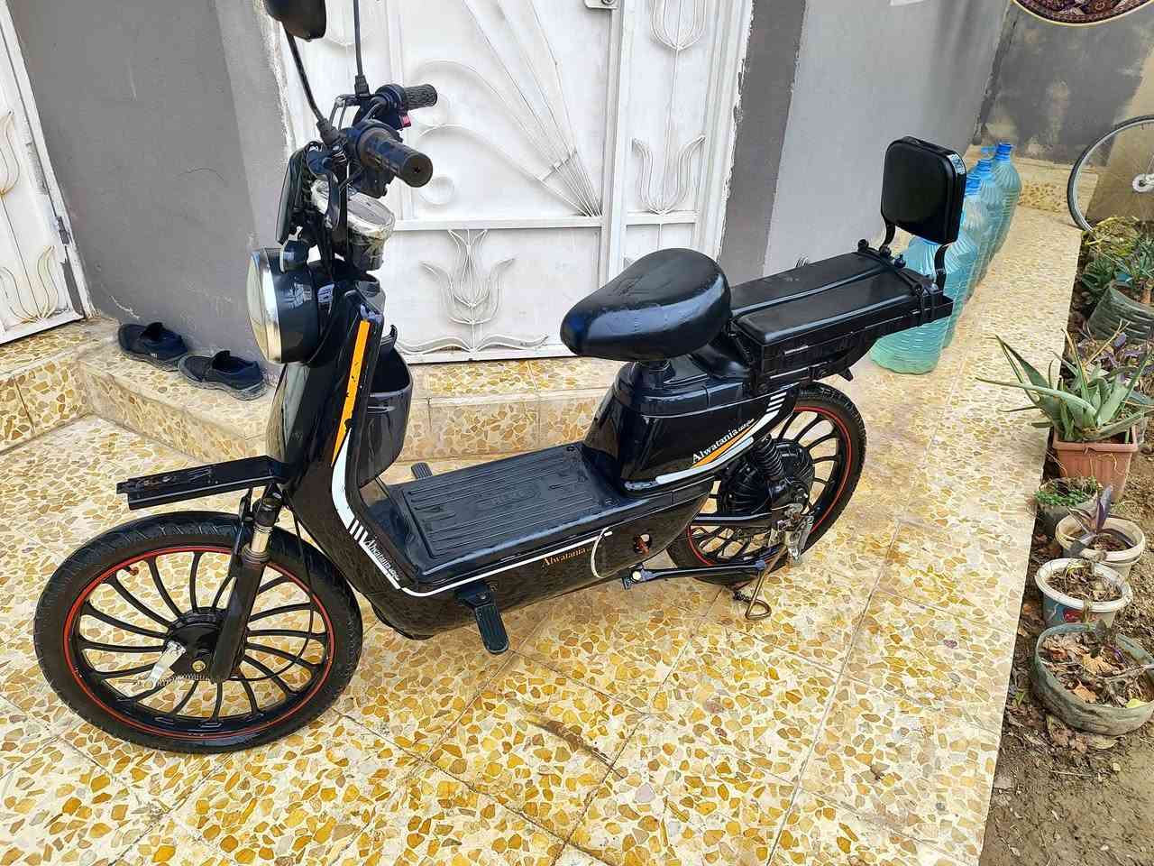 السلام عليكم مطور شحن خمس بطاريات مابيهم شي يمشوك مكاني موصل ايسر حي صدام السعر 150وبي مجال قليل اليحب يراسل خاص او يتصل عل رقم *********** تحياتي للجميع
