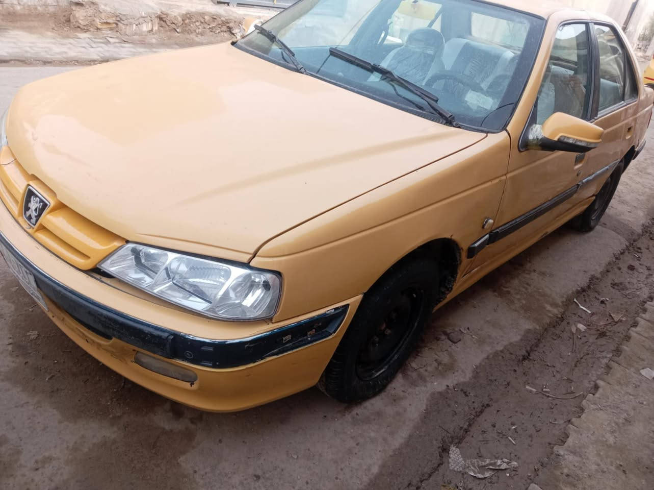 السلام عليكم اخوتي بيجو بارص مكفوله كفاله عامه السياره سنويه28كير مكينه جدد تخم تاير جديي كهربايات كله شغاله موديل 11السعر 28وبيه مجال ***********
