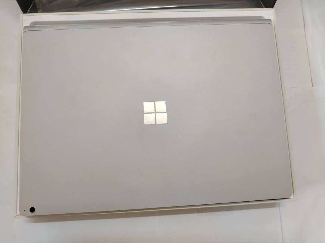 لابتوب للبيع Microsofat Surface book2
كورد 7 الجيل 8
رام 16
هارد m2 256 ssd
كارت شاشة خارجي Nvidia Geforce GTX 1060( 6كيكا)
 كارت شاشة داخلي ( 8 كيكا)
المجموع الكلي ( 14  كيكا)
حجم الشاشة 15
الشاشة لمس 4k وتكون تاب
كيبورد ضوئي
باكيت معه
لابتوب نظافة فول استخدام قليل 

السعر 650 الف قفل


**إذا كنت صاحب هذا الإعلان وتريد حذفه لأي سبب، رجاءا أرسل رسالة إلى الدعم الفني**