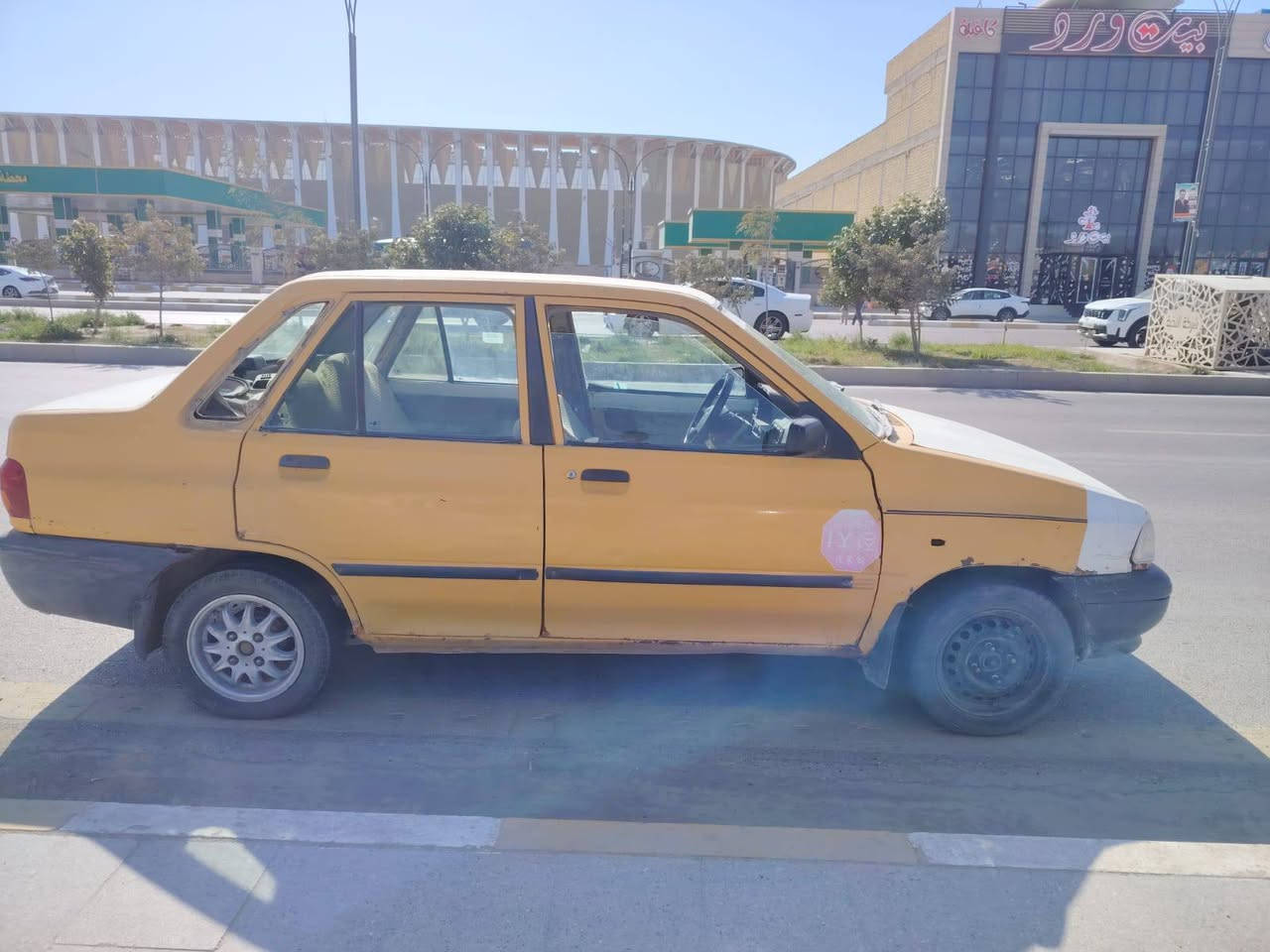 السلام عليكم
سايبه موديل 11
سياره مكينه جديده وناعمه كلش
الكير بيها الرابع يفلت 
سياره عوزها ترتيب شويه
السعر (( مليون وبيها مجال قليل ))
الناصريه مركز 
***********
الي مو شراي لا يتعبنه رحم الله والديكم ❤️
