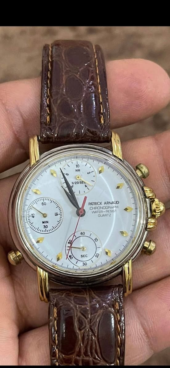 الغنية عن التعريف  

قطر 39 فواصل مع الأزرار  طلاء ذهب

للبيع


**إذا كنت صاحب هذا الإعلان وتريد حذفه لأي سبب، رجاءا أرسل رسالة إلى الدعم الفني**