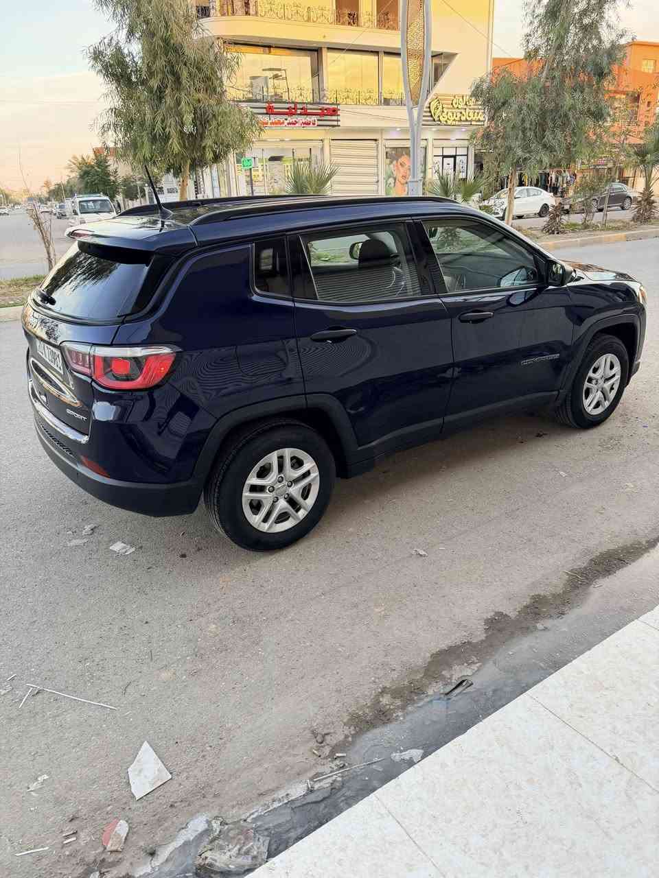 السلام  عليكم جيب كومباس سبورت موديل 2018
كلين بدون حادث 
السعر ١٤٧
لتواصل ***********
