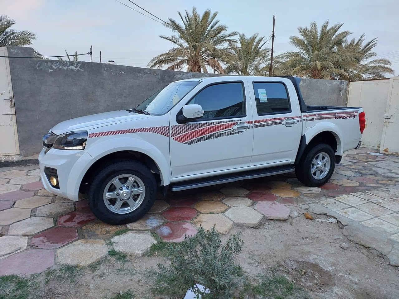 سلام عليكم كريت ويل 2025 رقم مثنى دولي حره مداور ثاني يوم زيرو ماشيه 20 الف حقيقي وضع شركة سياره مكفوله كفاله عامه حته من الشخط والرصعه الشراي يتصل غير متواجد عل فيس الرقم *********** مكاني نجف ناحيه
