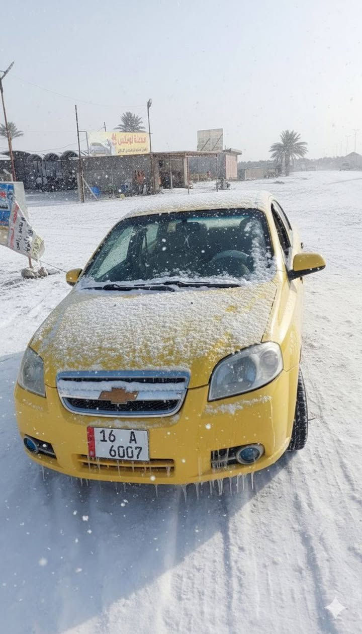 2009 مكينه وقير اوتوماتيك سياره مقفوله غرامه وهيام صفراء رقم انجليزي سياره باسميه سياره مال جناي سياره حلوه وناعمه حداديه كامله امان وخلفي تبريد تدفئه معروضه 57 وبيها مجال ***********
