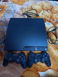 اسلام عليكم بلي 3 مهكر بي تقريب 7 لعبات مفولات من ضمنهن بيس 25 والجهاز...