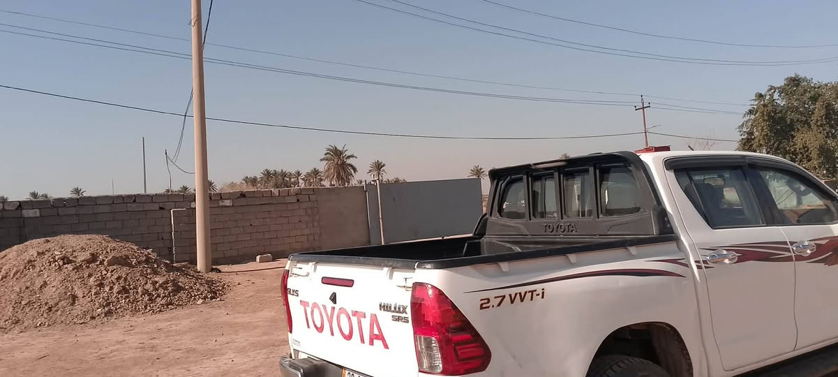 للبيع هايلوكس تيوته موديل 2016 سياره مال جناي جديده رقم اربيل بسمي تحويل مباشر المكان بغداد السعر 235 اتصال الرقم ***********
