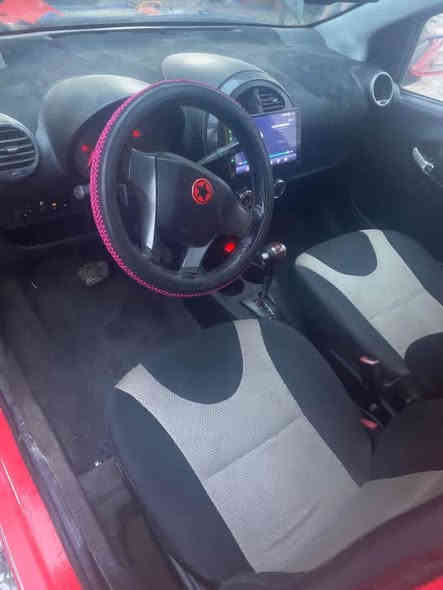 جيلي باندا كروز موديل ٢٠١٣ 
محرك ١٦٠٠ المرغوب  وكير اوتوماتيك شرط جدد

السياره مسويله ادامه كامله تبريد ومنضومة البانزين كاملةً وشادله شاشه وكامره خلفيه وصدر وبور جديد ومشط بكل تفرعاته وباتري ولايتات وكهربائيات جدد وفيت بم وملحقاته كاملة وسنتر لوك ومروحة وقايش وداينمو واذانات محرك وطبلات بملحقاتها وفلاتر كلها تبديل اصلي جدد ومشروطة وبطارية جديدة
وسنويه جديده وهزه جديده وباسمي تحويل مباشر 
للبيع ب65 

المكان بغداد الكرخ 

الشراي يتصل *********** 

اتصل اخي وعوف التعليقات لطفاً
