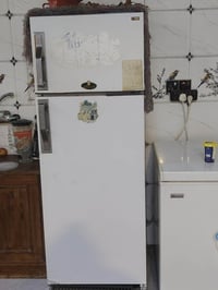 ثلاجة نظيفة • شغالة • ممكن تخفيض