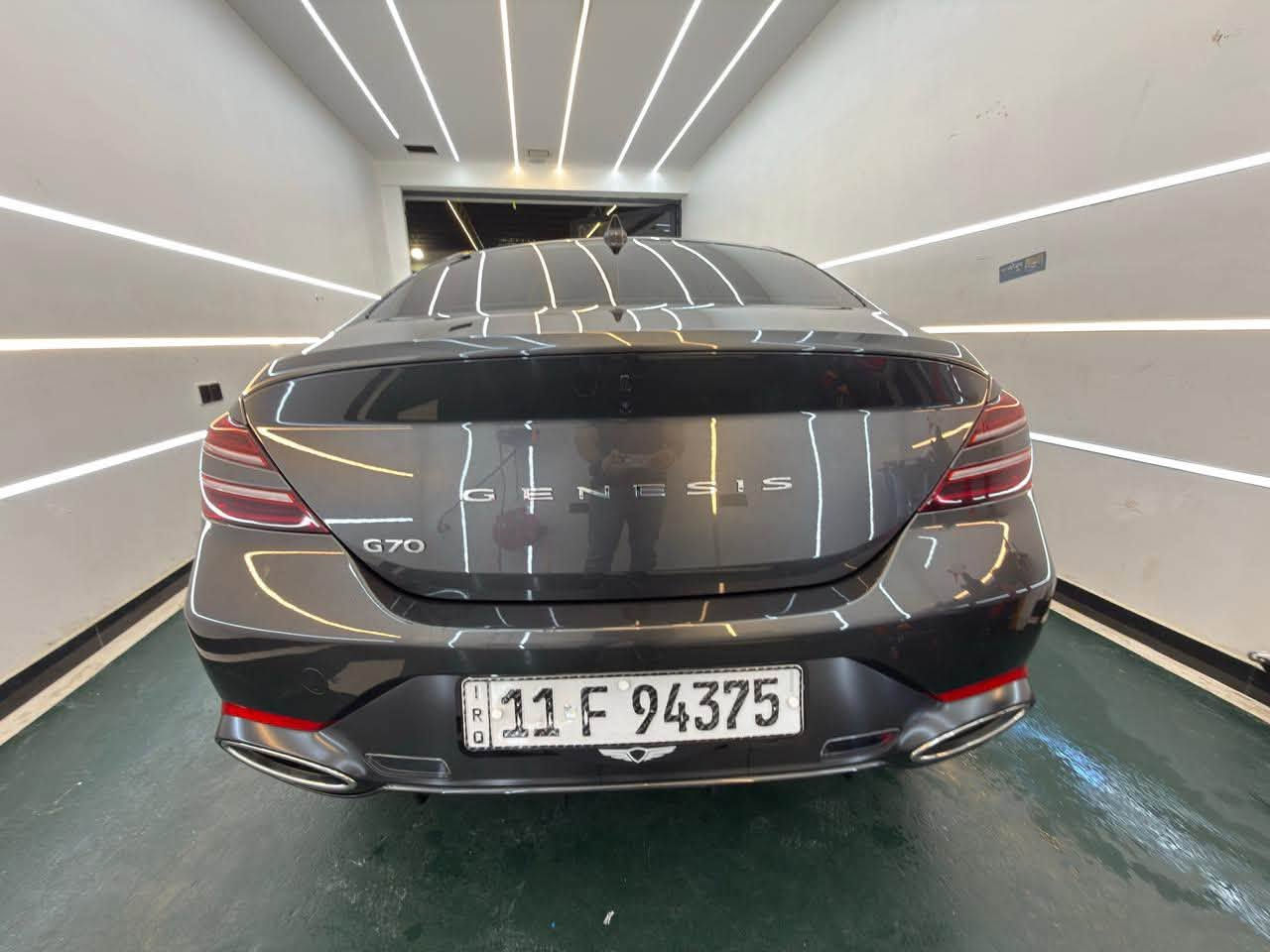 🔴Genesis g70 2025.    

🔴 المسافه:المقطوعة : 9000  ميل.

🔴الفئه: ادفانس تو ويل (دفع خلفي) 

🔴حجم المحرك :2.5L turbo

🔴لوحة السيارة :بغداد (باسم البائع)

🔴الون : رصاصي + دواخل بيجي 

🔴حادث السيارة :بنيد راجع بارد بدون تبديل او صبغ او فتح

🔴المواصفات:

- 5 وضعيات قيادة (eco- normal-sport-sport plus- costume)  

- لانج كونترول

Auto Hold -

- شاشة كبيرة

- كشنات امامي تدفئة تبريد 

- كشنات كهربائية + ميموري

- تدفئة ستيرن

- ستيرن كهرباء

- كامرات ٣٦٠ درجة

- حساسات امامي خلفي

- سقف كنتارا

- بريكات برمبو ٦ بستم بلادي

- جامات اوتماتيك 

- سايد بريك كهربائي بصمه

-تبريد قطعتين 

- رادارات امامي وخلفي وجانبي

- نظام تحديد المسار

- مري شفط +اشارة + تعتيم

- لايتات LED امامي خلفي

- دخول ذكي مع انارة ترحيب

- قيادة ذاتية

- تحديد مسار + مثبت سرعة تفاعلي يدوس بريك ويمشي تلقائي

🔴للتواصل:***********
متوفر واتساب او اتصال
