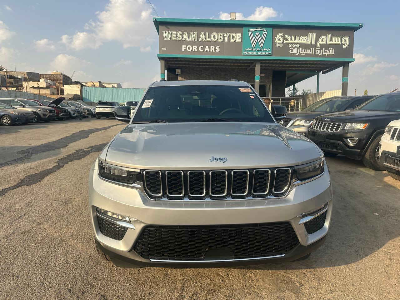 � للبيع – جيب جراند شيروكي هايبرد 2024 (4xe) 🔥

المواصفات:

• موديل: 2024

• نوع: هايبرد Plug-In

• محرك 2.0 تيربو + محرك كهربائي

• قوة 375 حصان وعزم قوي للطرق الوعرة 

• نظام دفع رباعي 4×4

• جير أوتوماتيك 8 سرعات

• مدى كهربائي يقارب 40 كم على البطارية 

• شاشة كبيرة + أنظمة أمان حديثة

• الممشى : 84,000 كيلوا

• السيارة مغلفة ppf امريكي 

✨ سيارة قوية، اقتصادية بالوقود، وتكنولوجيا هايبرد حديثة تجمع بين البنزين والكهرباء.

📍 السيارة متوفرة في بعقوبة

السعر :315 ورقة 

السيارة مرقمة بغداد 

هزة وسنوية جديدات 2026 

📩 ***********
