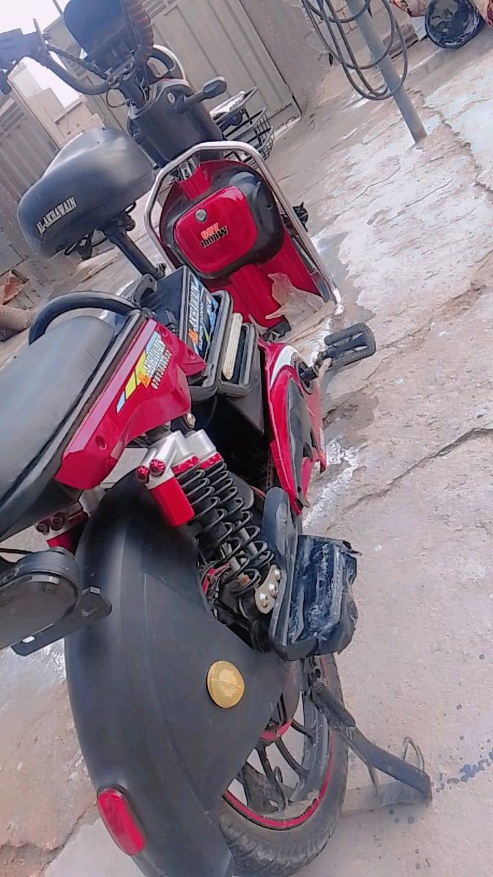 الانبار الخالديه موطور نضيف وبيه مجال بسيط مو شراي لا تراسل بلا زحمه