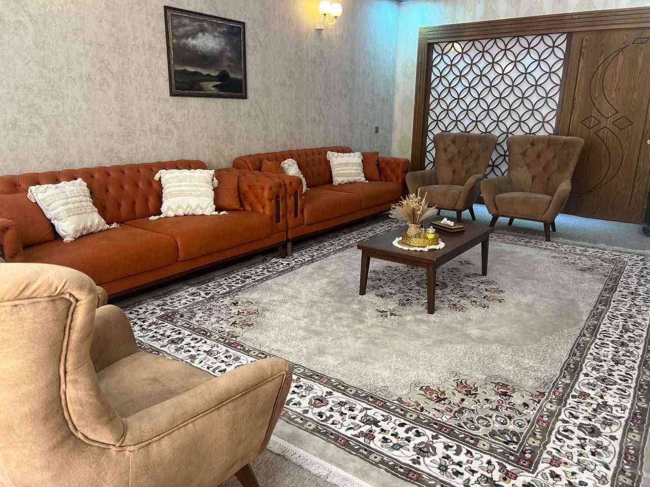 تاخم قەنەفەی تورکی + فەرشی تورکی+ مێزی ناوەراست  650$ دۆلار و مەجالێکی کەم 

#هەولێر
کەلو پەلەکان بە شەرت دەفرۆشین و هەمووی زۆر پاکو خاوێننو بی پەڵە و لەکە و دڕانن و هەروەها فەرشەکە  هیچ نەشۆرایە . شوێن هەولێر أربيل, العراق


**إذا كنت صاحب هذا الإعلان وتريد حذفه لأي سبب، رجاءا أرسل رسالة إلى الدعم الفني**