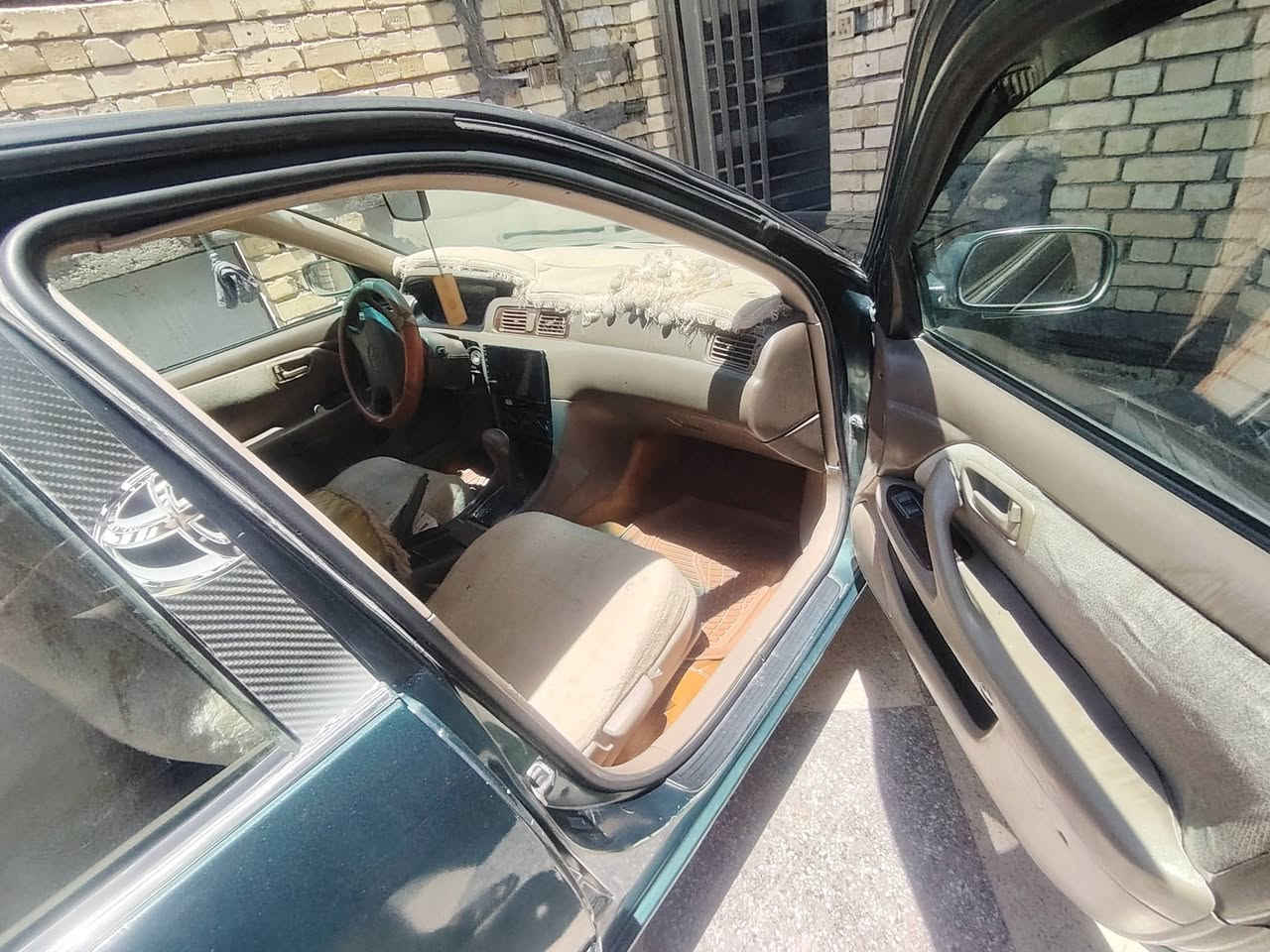 كامري 2001
مصبوغه عام
سعر ٦٠$
***********
