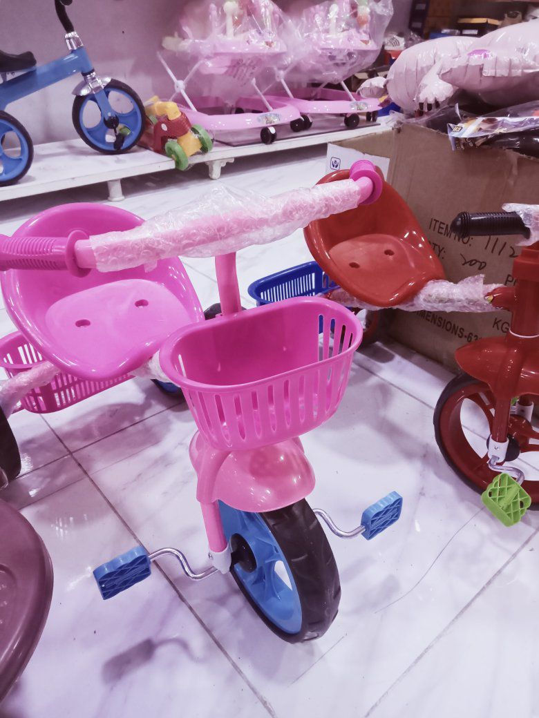 محل العاب اطفال يوجد توصيل داخل كركوك فقط  ***********
