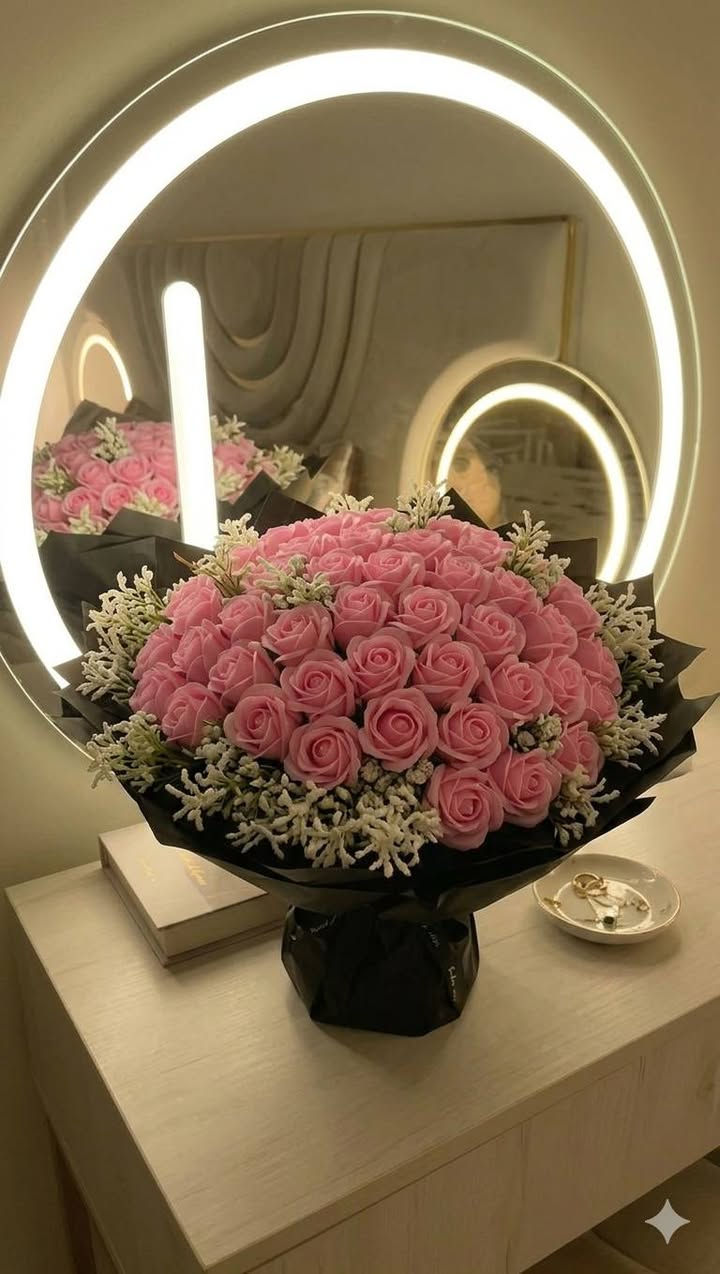 مريومه للهدايا ...يمي تلكون ارخص الاسعار بس جربو طلبو وشوفو 
 واجمل البوكيهات
 واي شي تحبون انفذ للتواصل خاص او واتساب ***********
