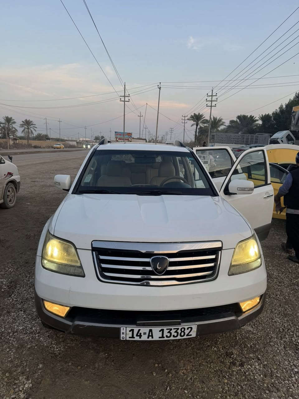 كيا مهافي  موديل 11 رقم بصره انكليزي تحويل مباشر وارد خليجي  فول مواصفات السياره مكفوله من الضربه ولعيب الشرعي بيها 4 قطع صبغ بدون معجون شرط بس صبغ سونارها موجودً ويه الصور  كير ومكينه كفاله مكينه 6 اسرندر  7 راكب  تبريد 3 قطع حداده جديده جاهزه اي نقص مابيها سعرها 124 وبيها مجال لشراي. مكاني ناصريه سوق الشيوخ ***********
