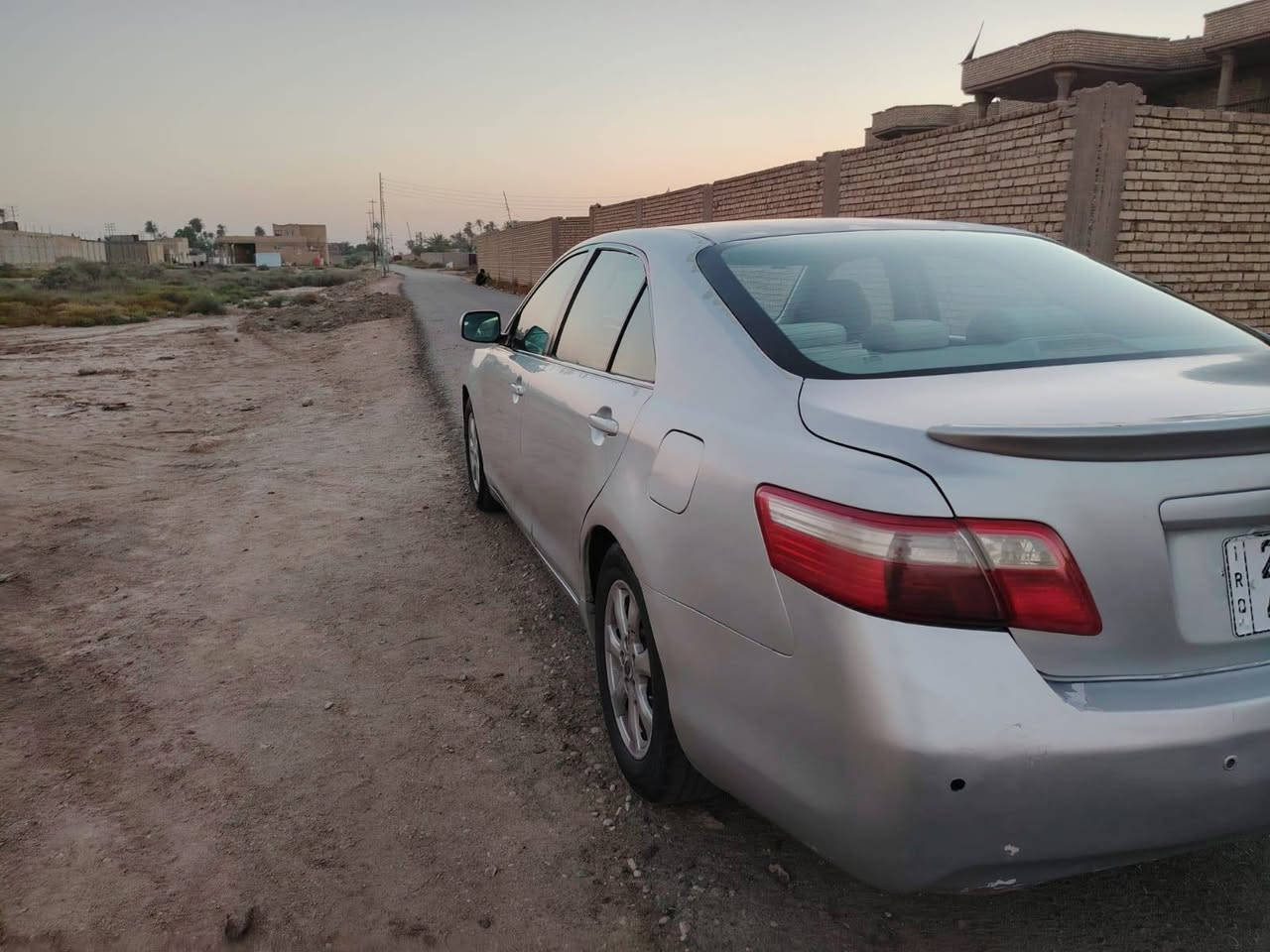 للبيع سيارة تيوتا كامري موديل ٢٠٠٩
رقم ذي قار حديث إنكليزي سنوية مجددة گير جديد ومحرك لاتنقيص ولاتبخير تبريد حداديه كهربائيات جيد جدا فتحة سلايت مصبوغة حزام حادث جاملغ أيسر مبدل 
سعر البيع 85 $
رقم تليفون مباشر ***********
واتس إب ***********
