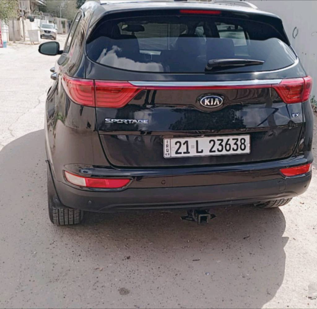 السلام عليكم 
سبورتج موديل ١٧ فول ١/١
السعر مناسب بيهة اربع قطع صبغ بدون حادث بدون دواخل.
للإستفسار اكثر اتصل على الرقم 
***********