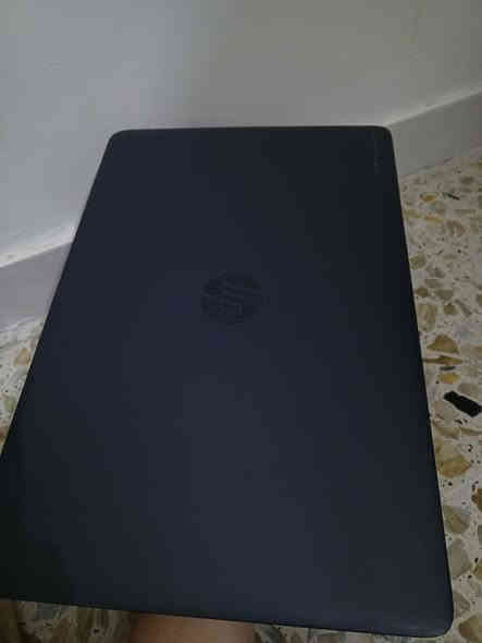 لابتوب hp
الرام 8 

الهارد 256ssd

المعالج انتل corei5 الجيل الخامس بسرعه 2.70ghz

شاشه حجم 15.6

كرت شاشة داخلي 

كيبور عربي انكليزي ليزري ضوئي

الملحقات جنطه+ماوس+شاحن الاصلي 65w

السعر: 240 وبيه مجال للشراي للاستفسار
*********** بي واتساب
