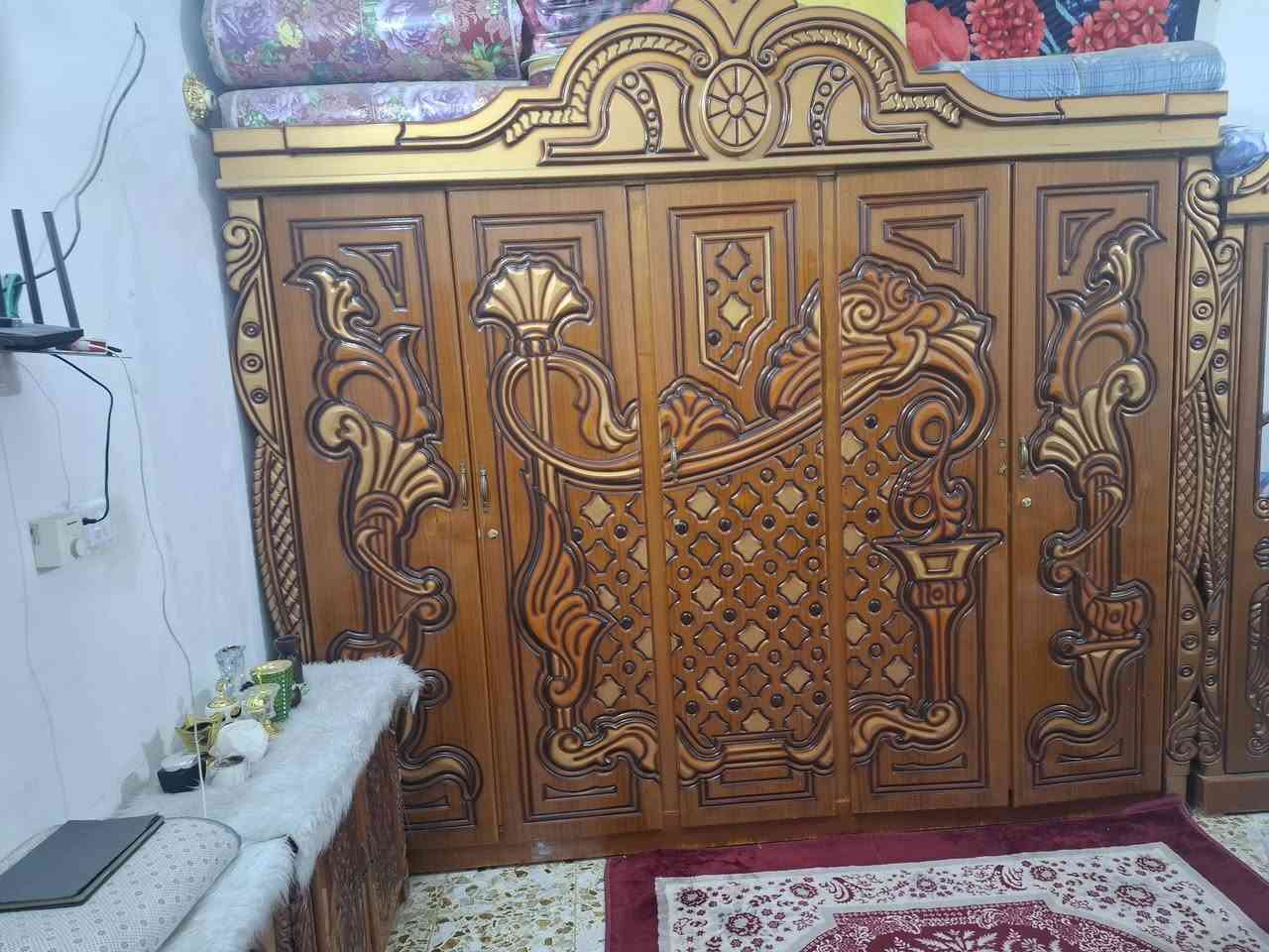 السلام عليكم قرفه خشاب الناصريه السكان الصناعي بسعر ٨٠٠ رقم ***********
