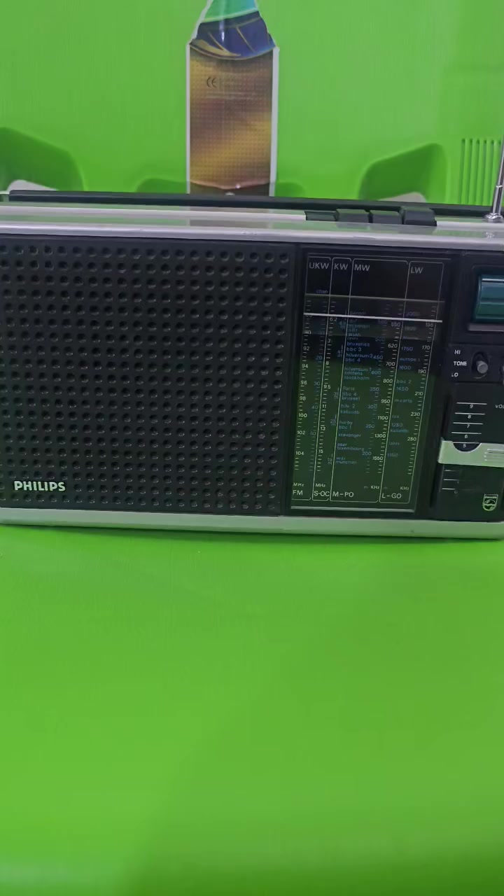 السلام عليكم
راديو فلبس 4 موجات نظيف جدا
كهرباء وباتري سحب خرافي للموجات
مكاني بغداد الاعظميه ...


**إذا كنت صاحب هذا الإعلان وتريد حذفه لأي سبب، رجاءا أرسل رسالة إلى الدعم الفني**