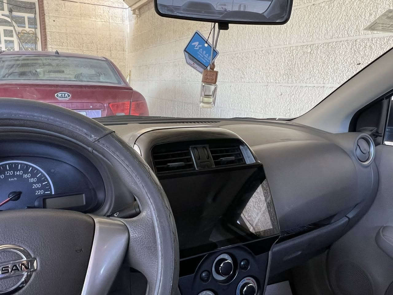 نيسان صني 2020 ماشيه 85 الف رقم اربيل نظافتها 90‎%‎ ضرر بسيط
المكان ديالى ومكفولة السعر 110 وبيها مجال بسيط 

***********
