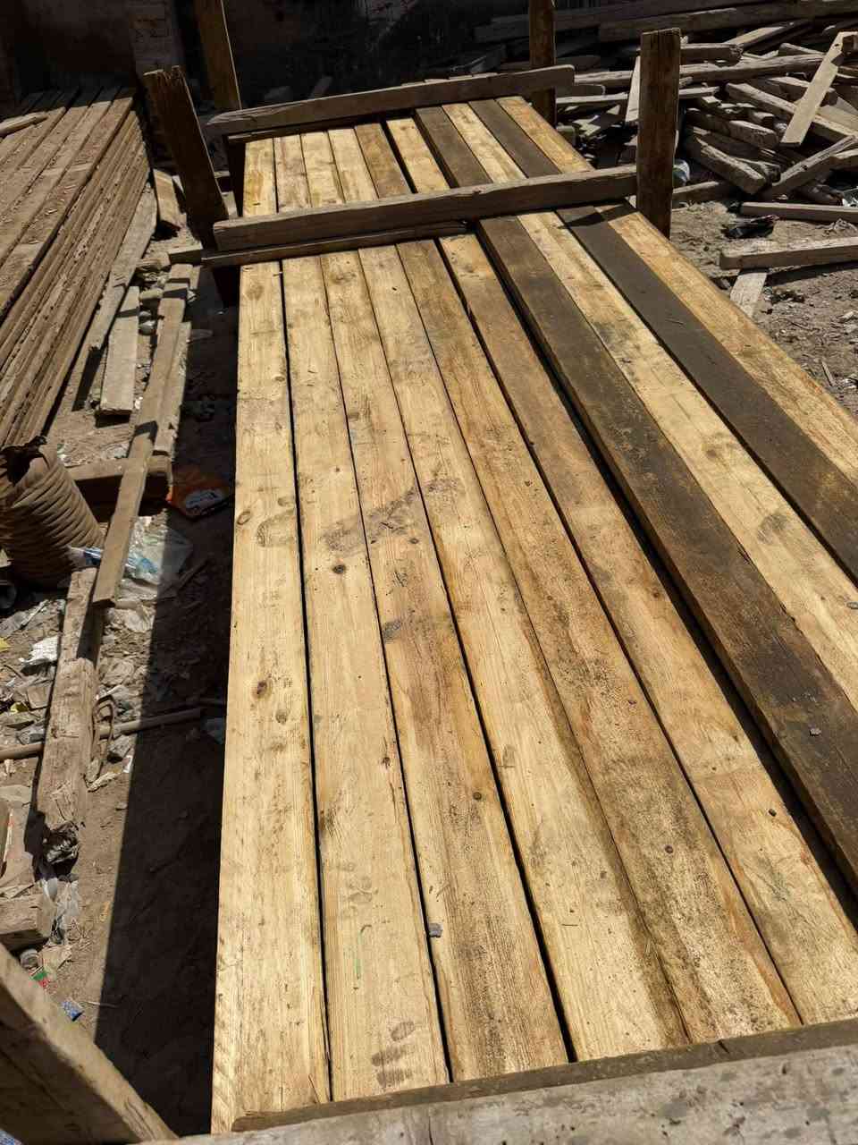 لوح دكه وحده روسي درجه ١ طول ٤متر او جكات تركيه للبيع العنون حله مركز مدينه ***********@***********
