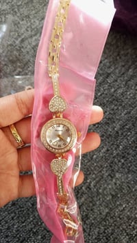 ساعات نسائي • الكوت • توصيل