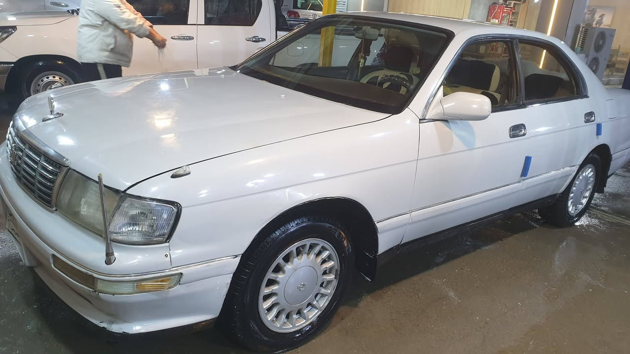 السلام عليكم بطه فصل موديل 93 للبيع رقم ميسان السياره مكفوله من الكص ونقل الجثه والعيب الشرعي مكينه كير مكفول تبريد ثلج السياره مال جناي متعوب عليهه السعر62مكان السياره العماره مكلف بالنشر استفسار أكثر اتصال على صاحب السيارة ***********
