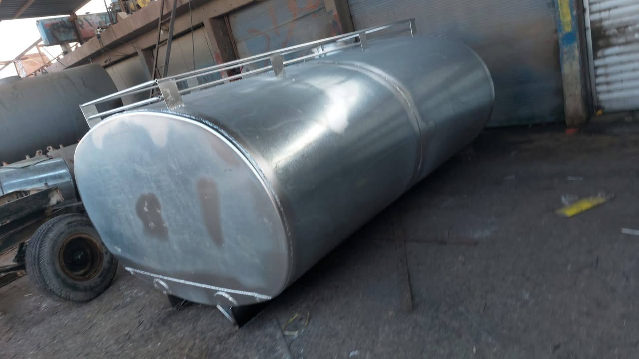 للبيع جميع انواع الخزانات والمقاطير بغداد صناعه جرف النداف***********
