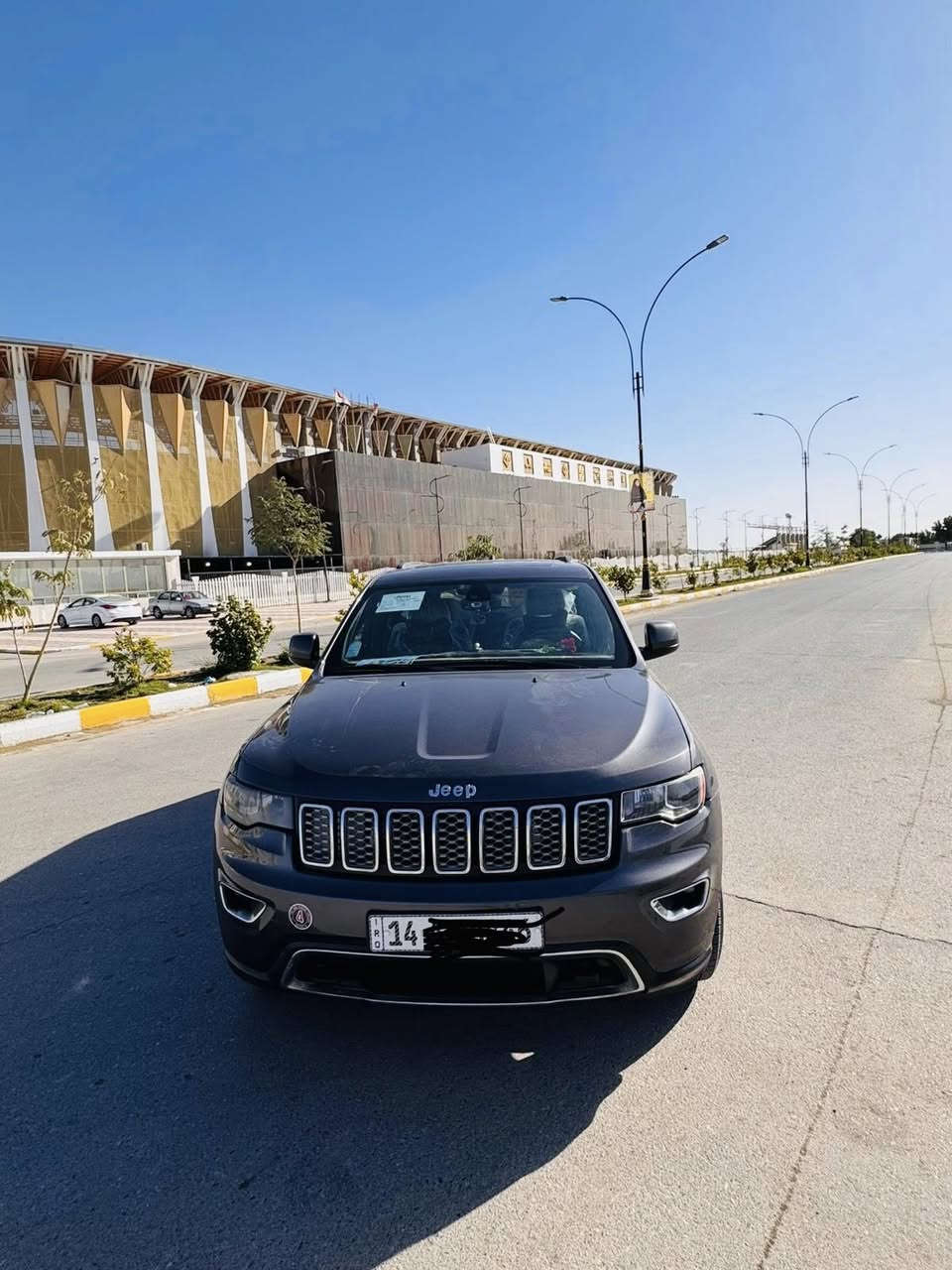 جيب كراند شيروكي فئه بلاك 1941
السيارة باسمي تحويل ثاني يوم 

مكاني ذي قار

فول مواصفات 

الموديل :2017

المحرك : V6.  3.6L . 

العداد : 140 m

رقم بصرة بأسمي

 

المواصفات :

* دفع رباعي 4x4 . 

* قيادة ذاتية عند المنعطفات. 

* رادار مانع تصادم خلفي.  

* نظام تحذير عند تجاوز السرعة المحددة. . 

* مرايا تعتيم ذاتي. 

* نظام الصوت عملاق

* سقف فتحه

* شاشه كبيرة

* المصابيح الأمامية زنون .

* كشافات الضباب زنون . 

* دخول ذكي. 

* تشغيل عن بعد .

* الصندوق الخلفيي كهربائي .

* مقعد السائق كهربائية .

* المقاعد الأمامية تدفئة .

* حساسات خلفية . 

*تبريد خلفي امامي ثلج

* تدفئة ستيرن . 

* مانع تصادم خلفي .

* بلوتوث تلفون . 

* محدد سرعة . 

* نظام التشغيل والاطفاء الاوتوماتيكي .

* نظام بريك اوتماتيكي .

*مكينه وكير بلاد 

حادثها جاملغ امامي جهة السايق ومصبوغ بدون دواخل وبدون ايرباك وتبديل بنيد اثر شخوط مكينه جديدة قبل شهر بدلتها السعر 200 وبيها مجال جدا بسيط


**إذا كنت صاحب هذا الإعلان وتريد حذفه لأي سبب، رجاءا أرسل رسالة إلى الدعم الفني**