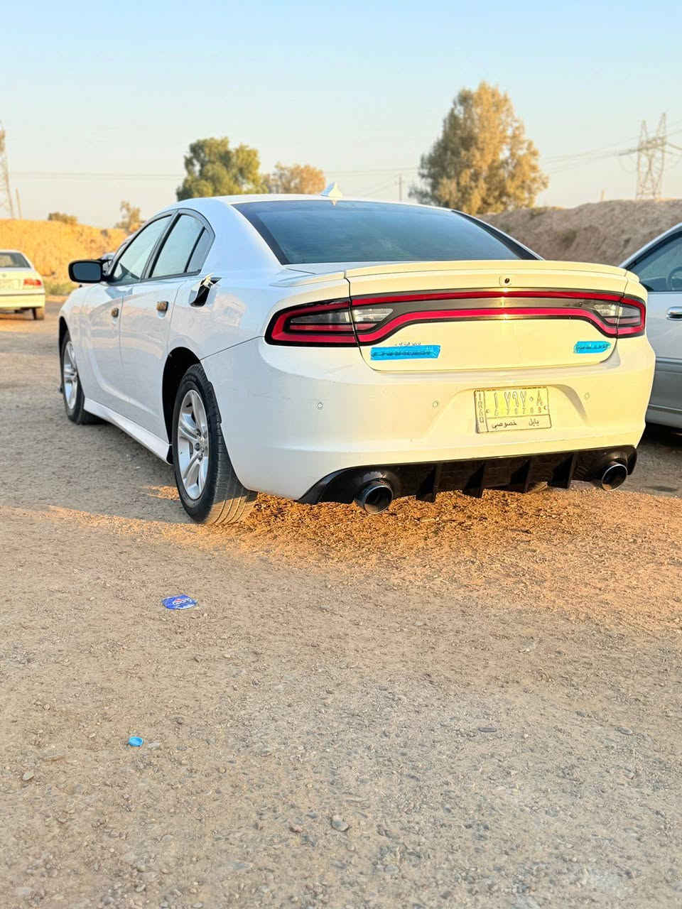 السلام عليكم
جارجر موديل 16
محرك 3600 
فول مواصفات كشنات جلد حضن 
سياره حادث فقط بنيد سونار مرفق 
سياره جاهزه من كلشي 
تحويل ثاني يوم
السعر 183
مكاني بغداد نهروان 
رقمي  ***********
